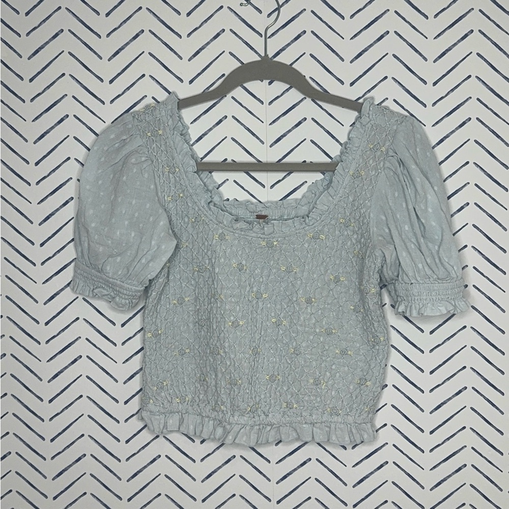 Free People Cecelia Puff Sleeve Smocked embroidered Rosette Top S light blue - Picture 5 of 6